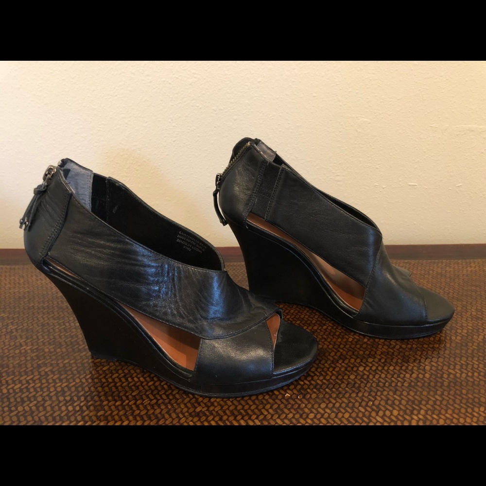 Halogen black leather wedges, size 6 - Picture 2 of 5